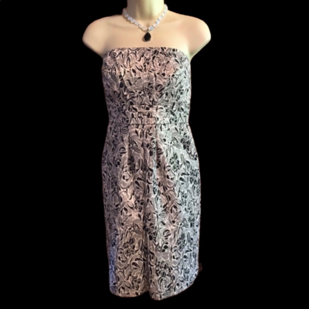 NWOT Gianni Bini Strapless Cocktail Dress